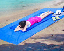Charger l&#39;image dans la galerie, Magic Anti-Sand Mat